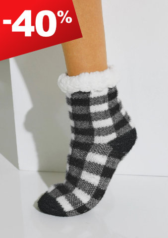 Bačkorové ponožky s kožešinovou imitací, kostkovaný design