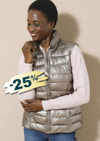 Nepromokavá prošívaná vesta na zip, s metalickým efektem
