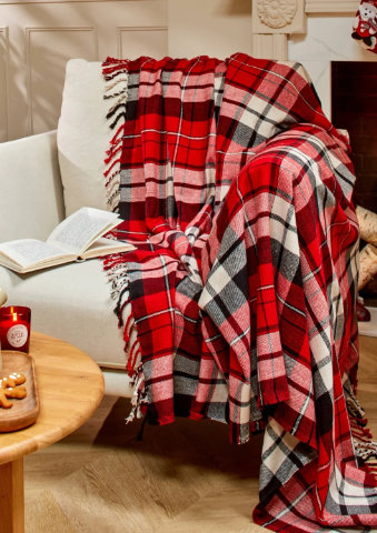 Pléd z kostkovaného flanelu