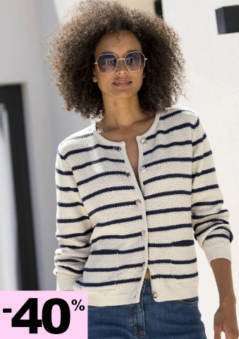 Pruhovaný svetr s ozdobnými knoflíky