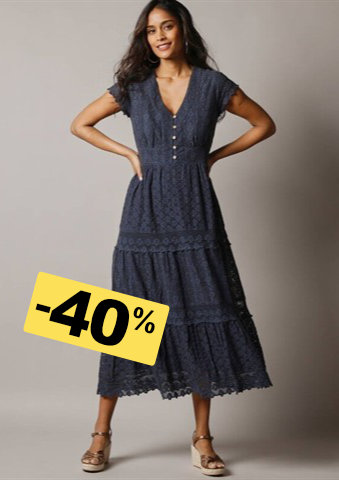 Dlouhé krajkové šaty s macramé