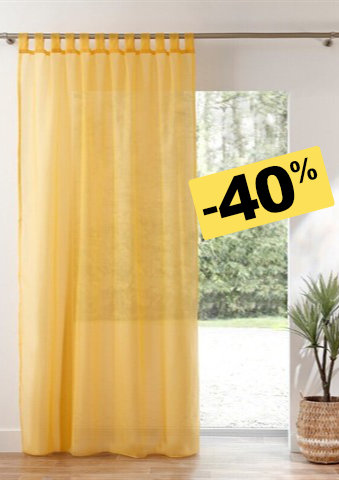 Jednobarevný voálový závěs zakončený poutky